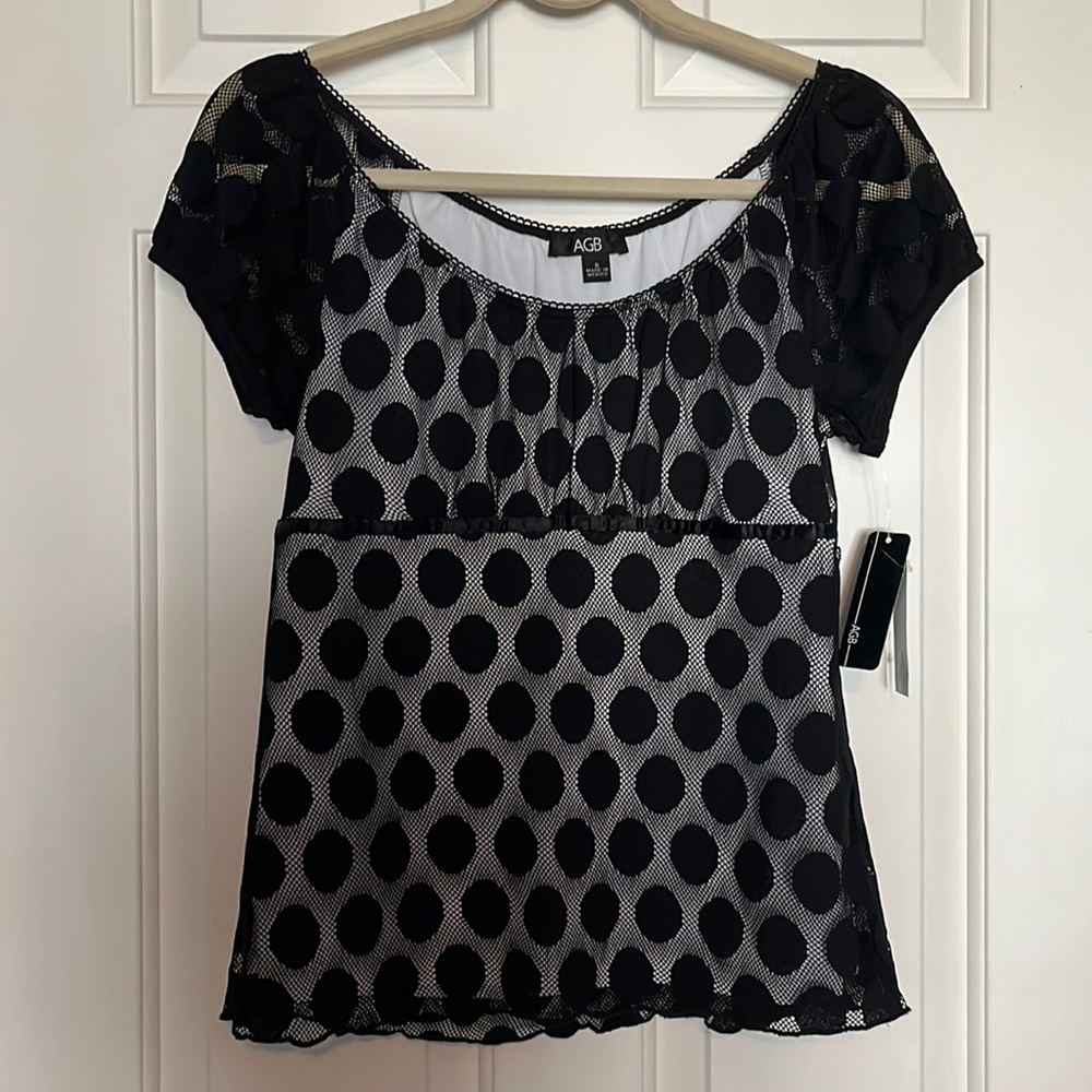 B&W AGB Cap Sleeve Blouse Small
